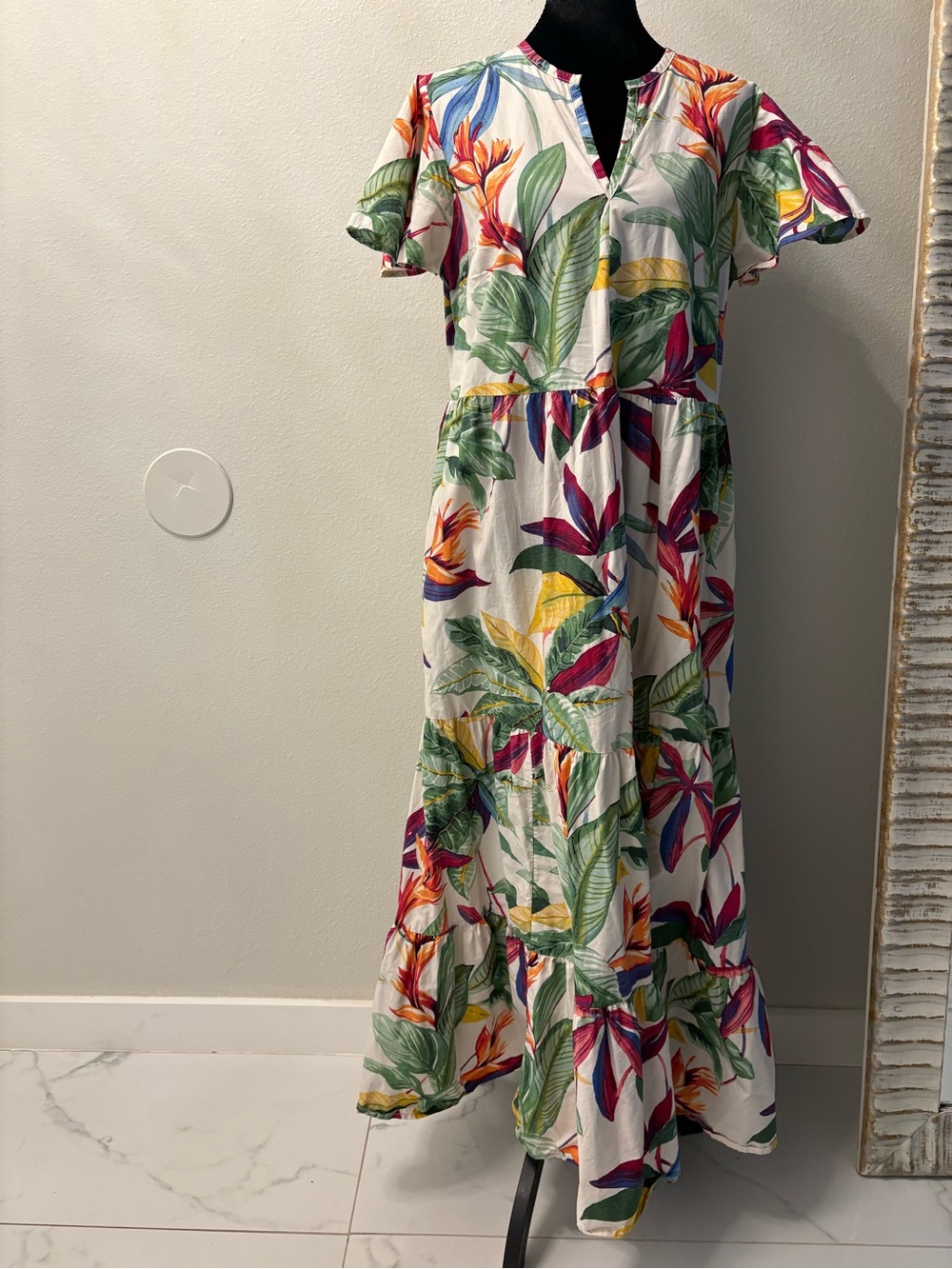 CHICOS Tropical Floral Maxi Dress in White with Multicolor Leaves